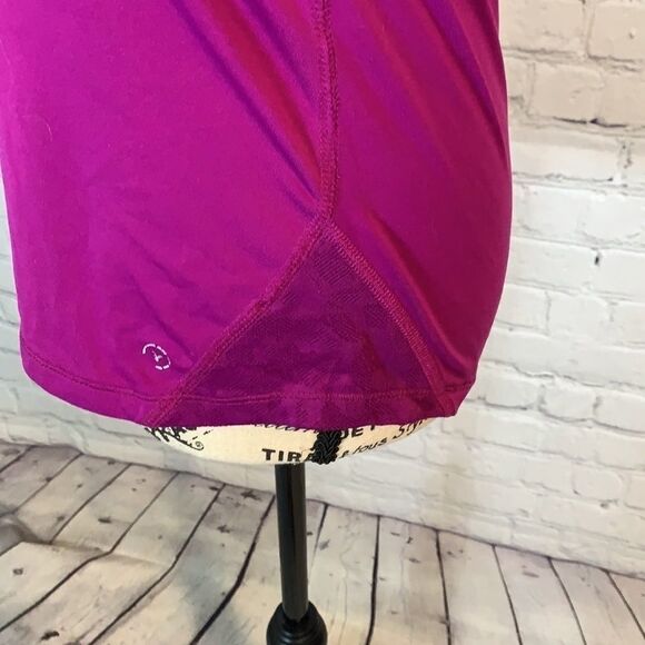 American Eagle Outfitters / Workout Top / XS - Picture 3 of 5